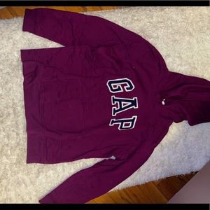 GAP Sweatshirt